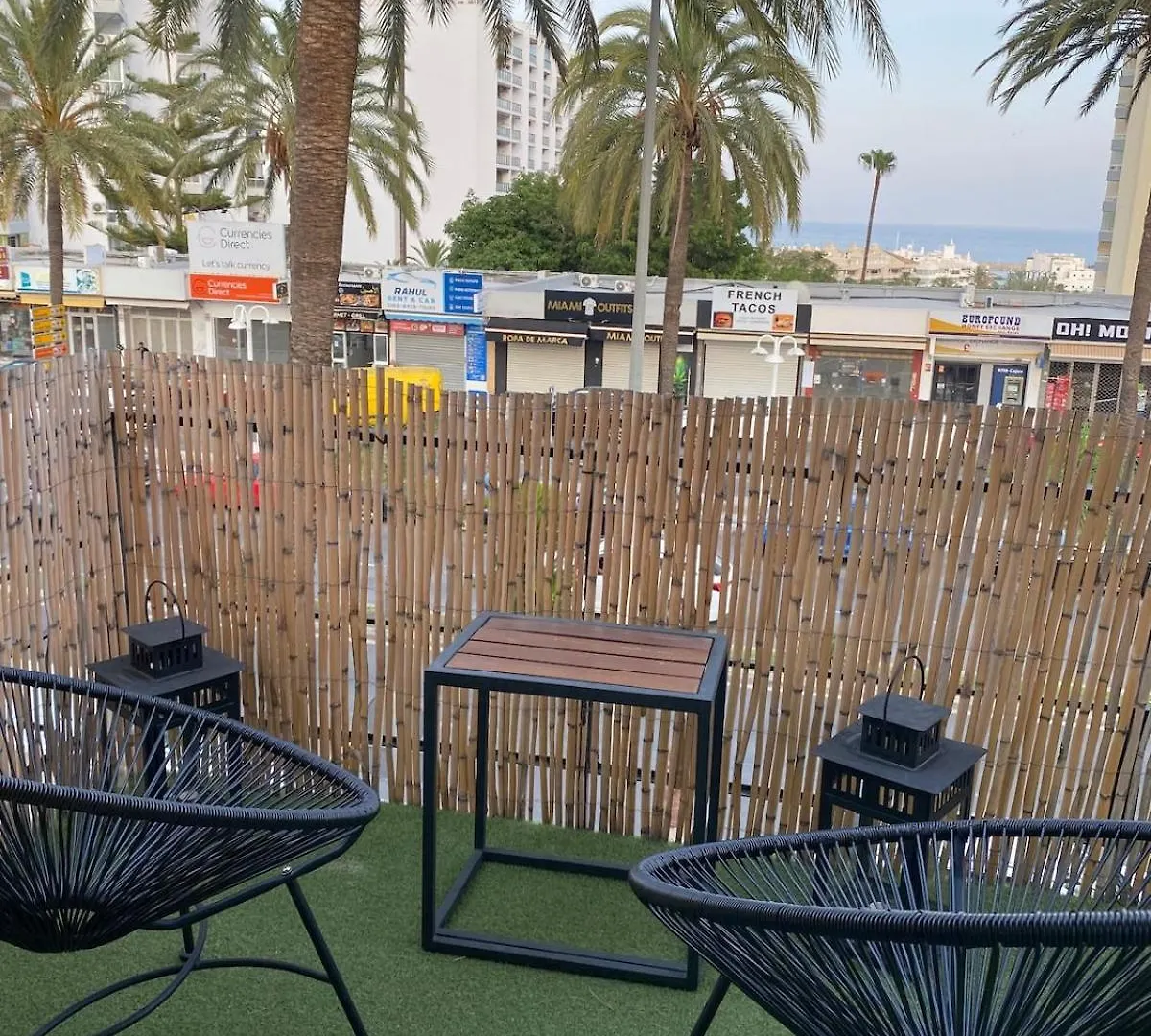 The 4 Suns Apartment ベナルマデナ スペイン